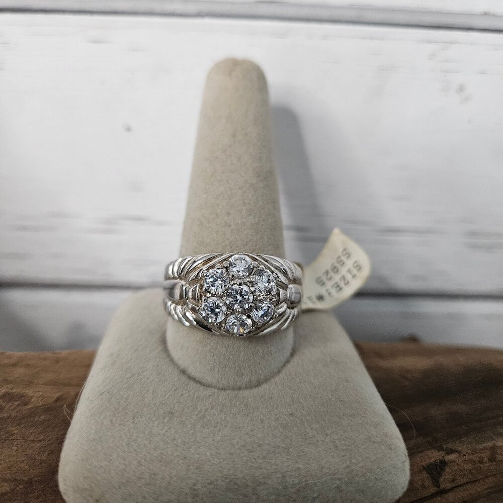Sterling Silver Cubic Zirconia cluster Men`s Ring size 15 NWT